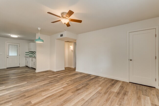 Building Photo - Pecan Grove Estates
