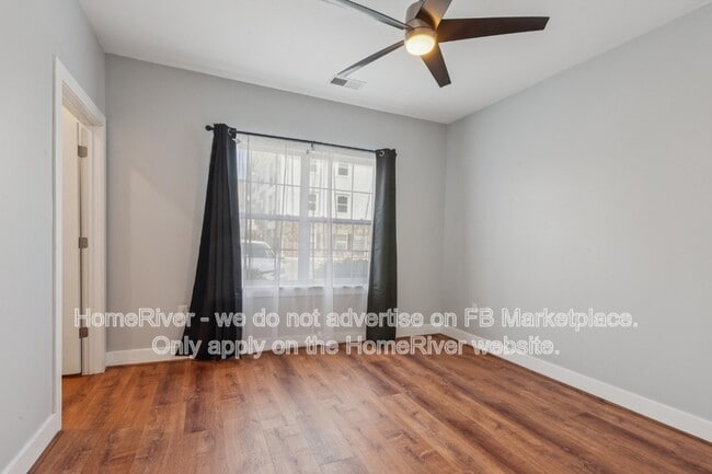 Building Photo - 517 Tavern Rd