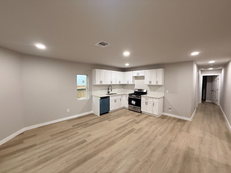 Building Photo - 1519 McKee St