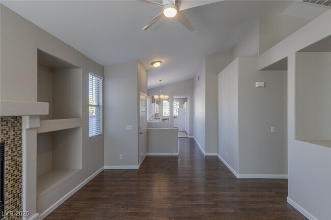 Building Photo - 167 Mountainside Dr