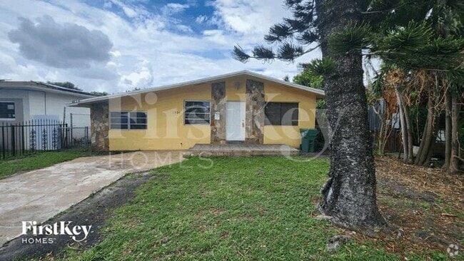 Building Photo - 1326 NW 72nd St