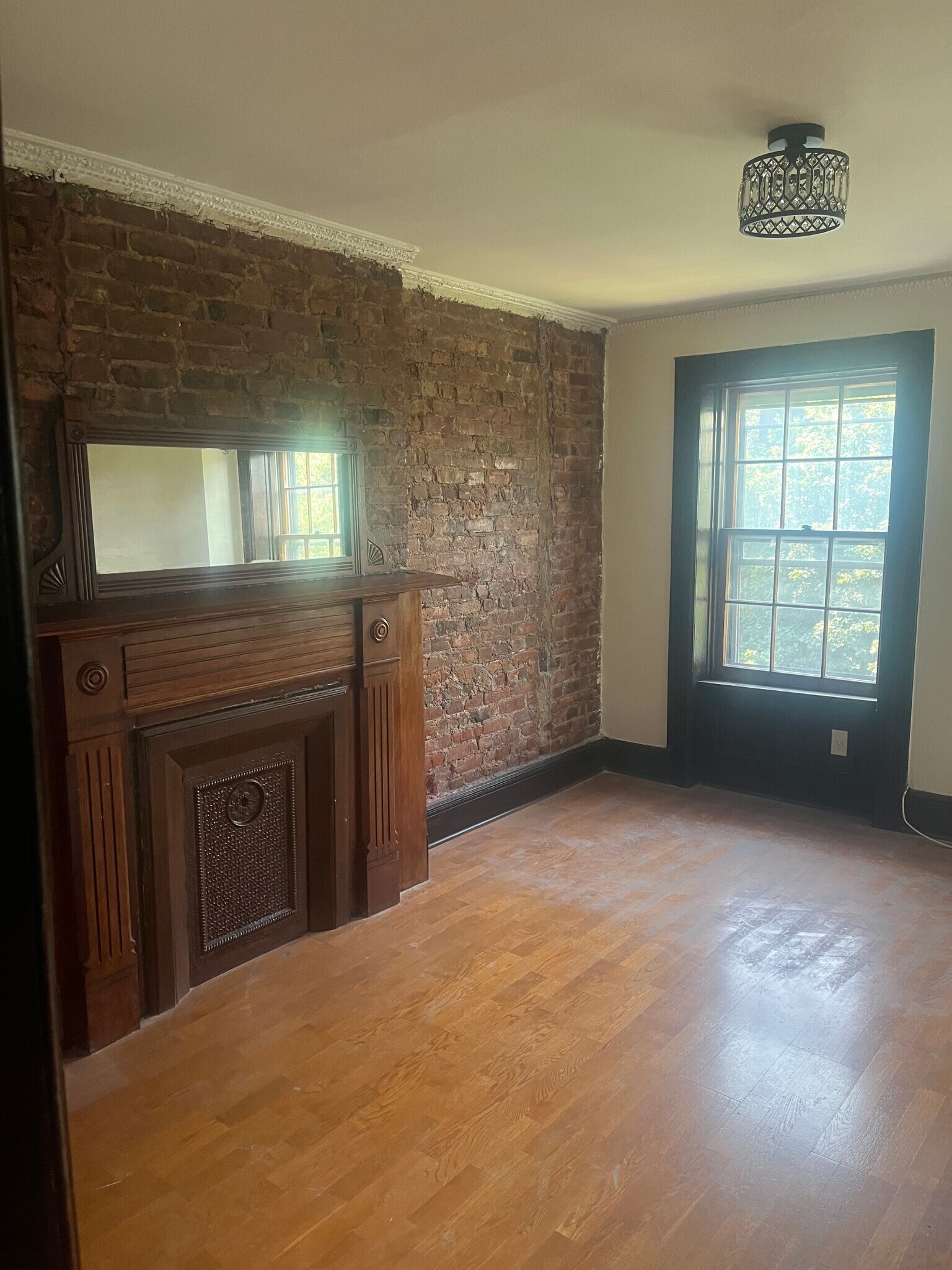 Building Photo - 582 Saint Marks Ave