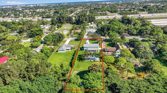 Building Photo - 6701 Hillside Ln