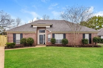 Building Photo - 7104 Fair Oaks Ct