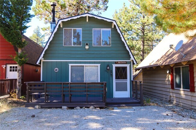 Building Photo - 692 San Bernardino Ave