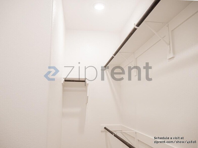 Building Photo - 1436 Lady Bird Rd