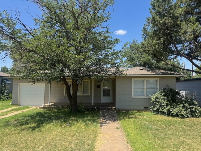Primary Photo - 2508 44th St