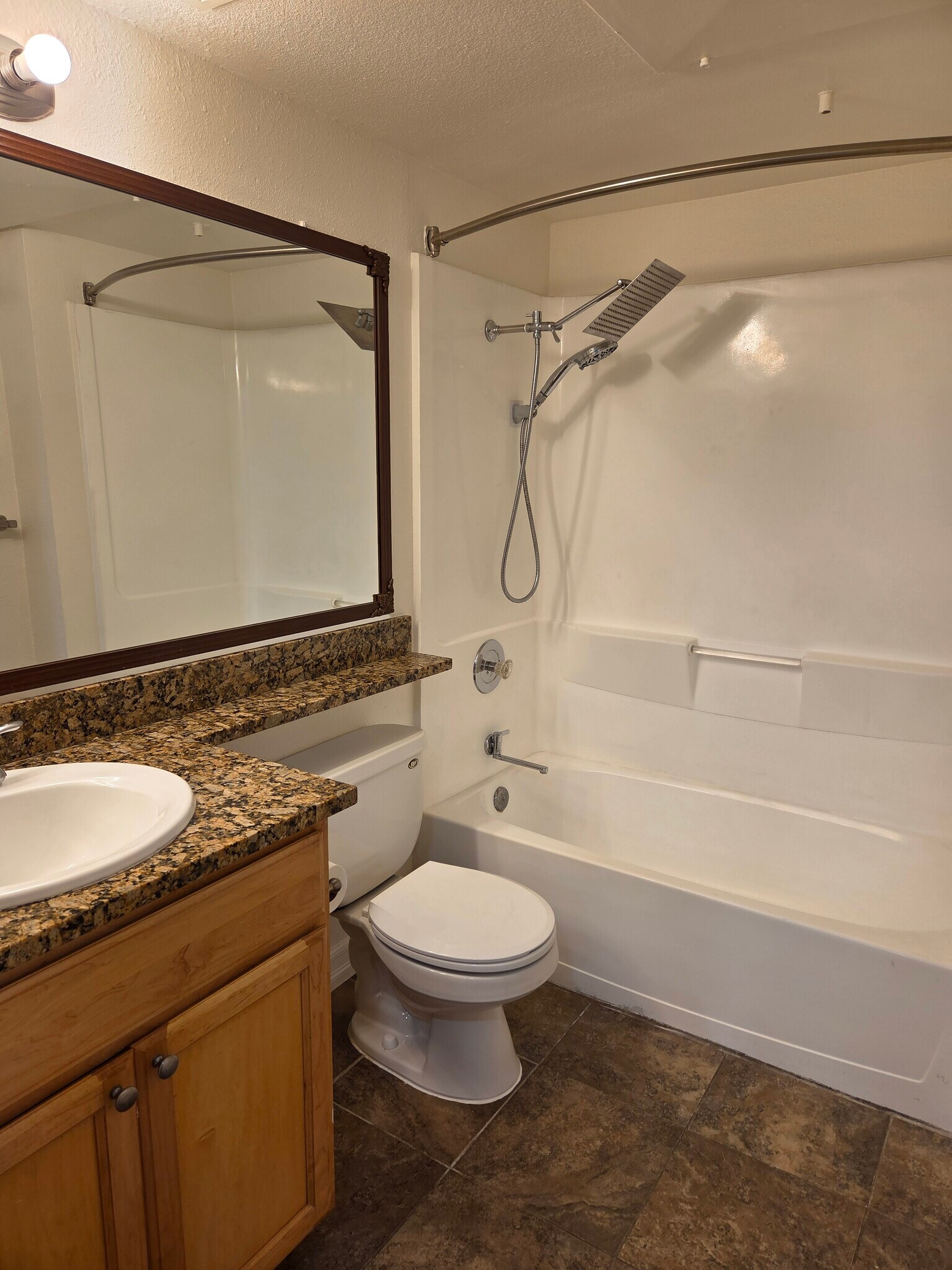 Building Photo - 15273 Maturin Dr