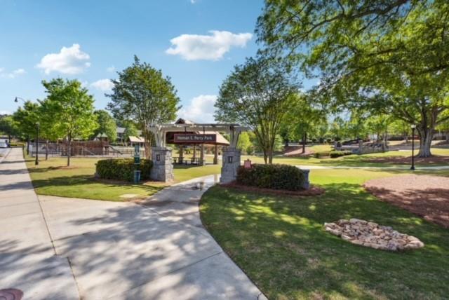 Building Photo - 1961 James Red Moore Blvd