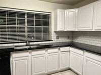 Building Photo - 3106 Rimrock Dr