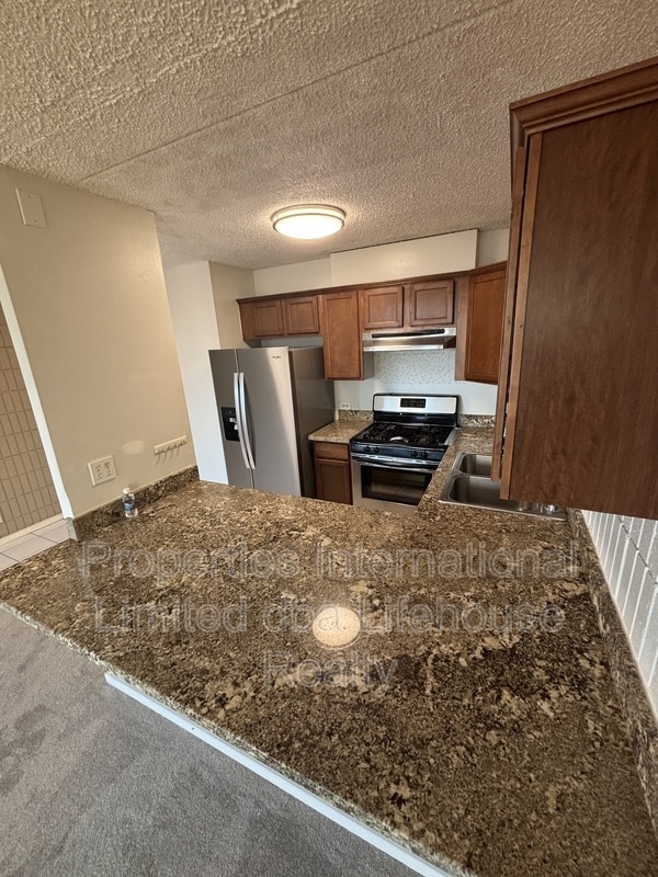 Building Photo - 1326 Ke’eaumoku St