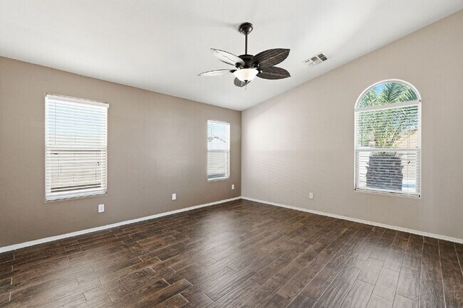 Building Photo - 40310 W Novak Ln