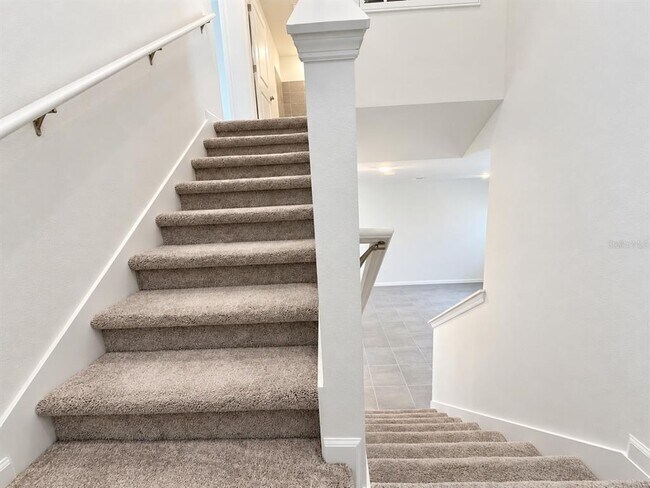 Building Photo - 5605 Ronin Dr
