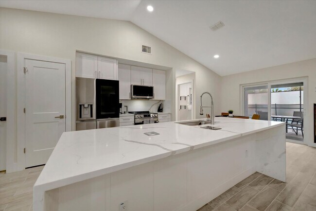 Building Photo - 7724 Simon Ridge Ct