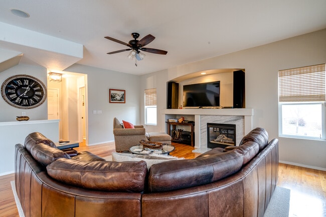 Building Photo - 5613 Bridlespur Ridge Pl