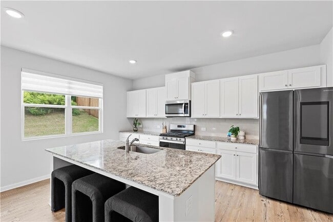 Building Photo - 4780 Mock Orange St