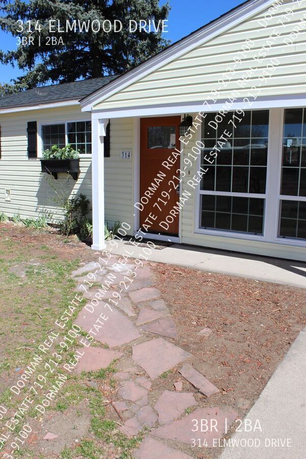 Building Photo - 314 Elmwood Dr