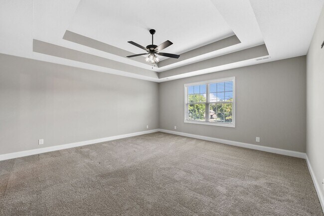 Building Photo - Beautiful 4-Bedroom Home with Modern Comfo...