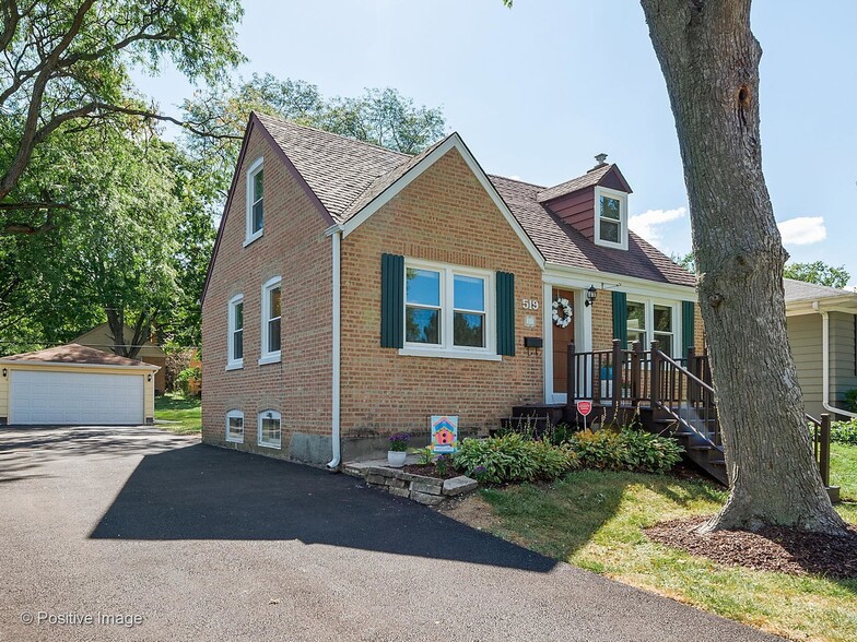 Building Photo - 519 S Williston St