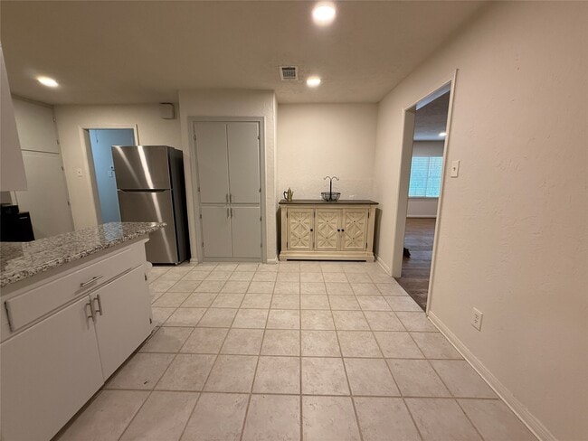 Building Photo - 2310 Pecos St