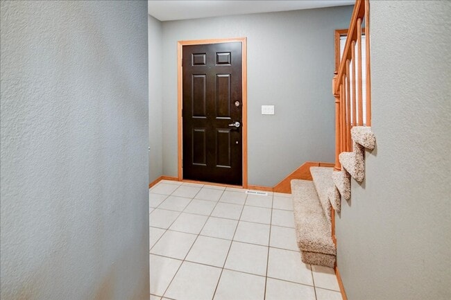 Building Photo - 400 Muirfield Ct