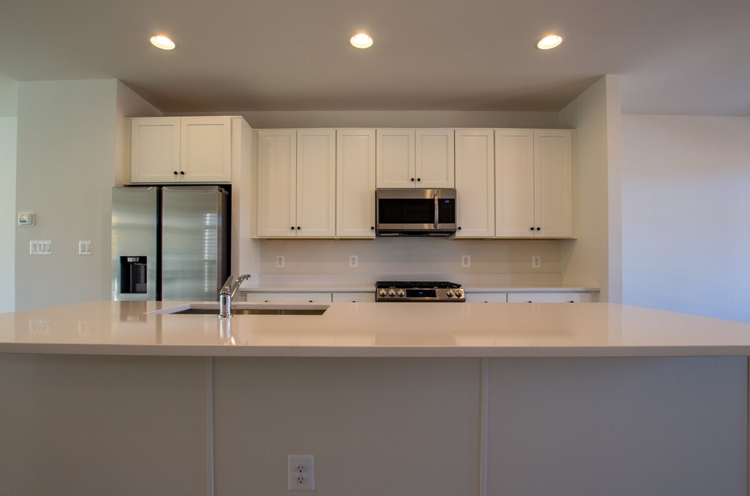 Building Photo - 5205 Ridgeview Retreat Dr