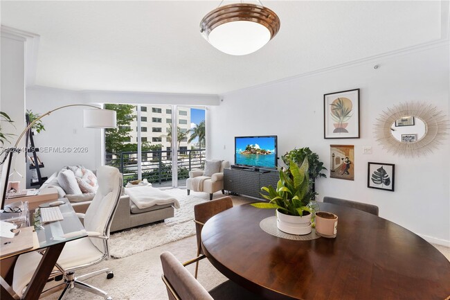 Building Photo - 335 S Biscayne Blvd