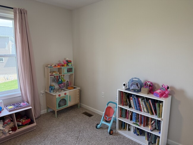 Building Photo - 166 Gwenedd Ln