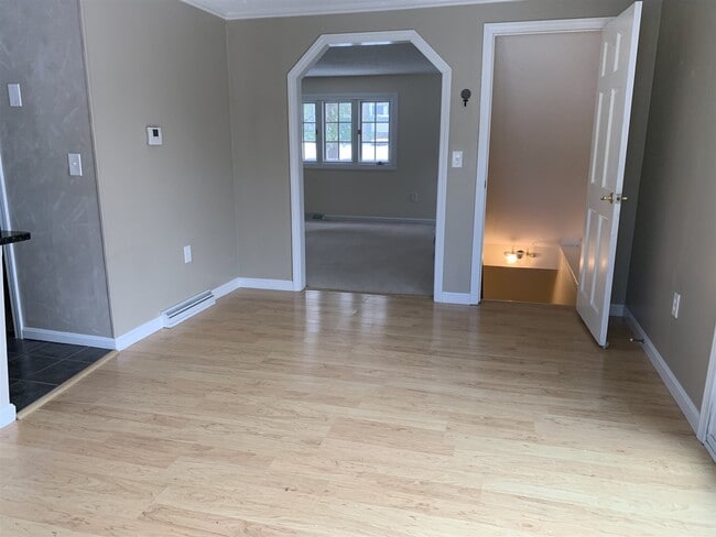 Building Photo - 114 Cannongate III Rd