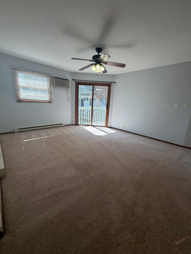 Building Photo - 4312 W Shamrock Ln