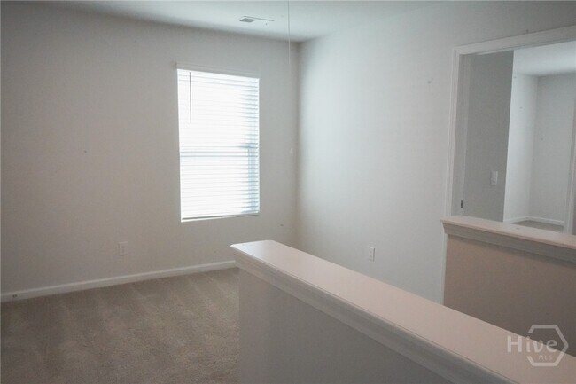 Building Photo - 418 Coconut Dr