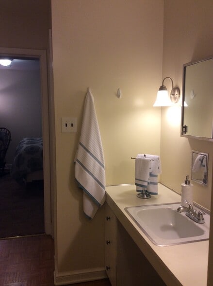 Building Photo - 3412 University Blvd E