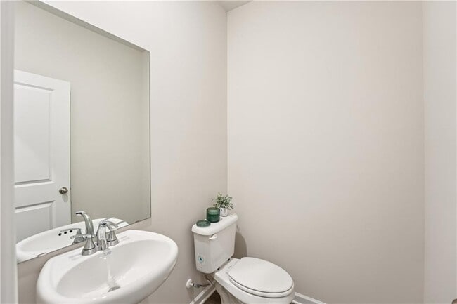 Building Photo - 80 Proust Cir
