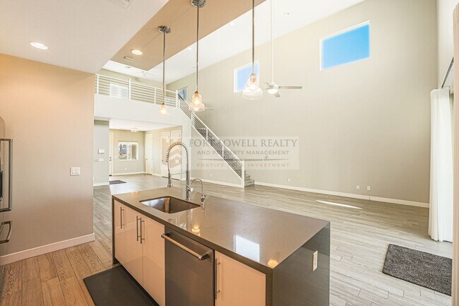 Building Photo - Amazing Rental in Lower Arcadia available ...
