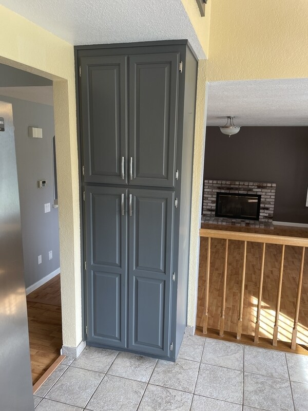 Building Photo - 7309 Roxanne Ln