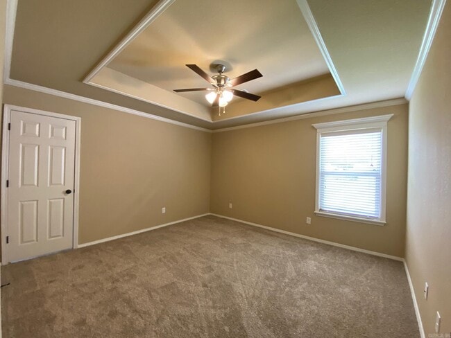Building Photo - 2633 Chapel Creek Dr