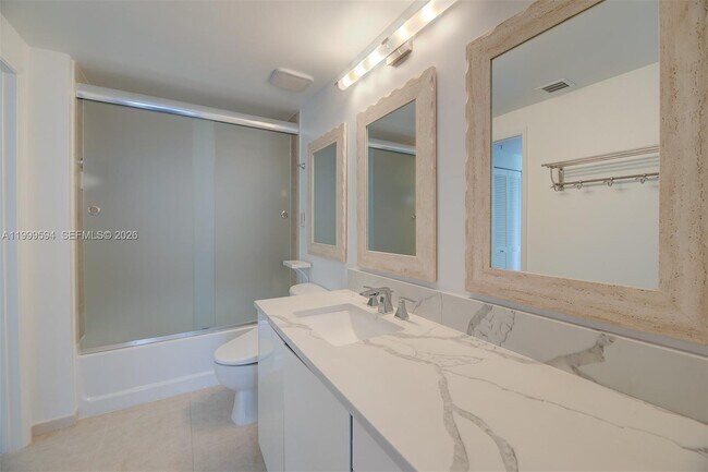 Building Photo - 2401 NE 65th St