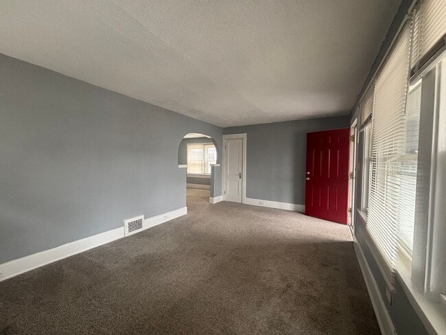 Building Photo - ParkHeights8827