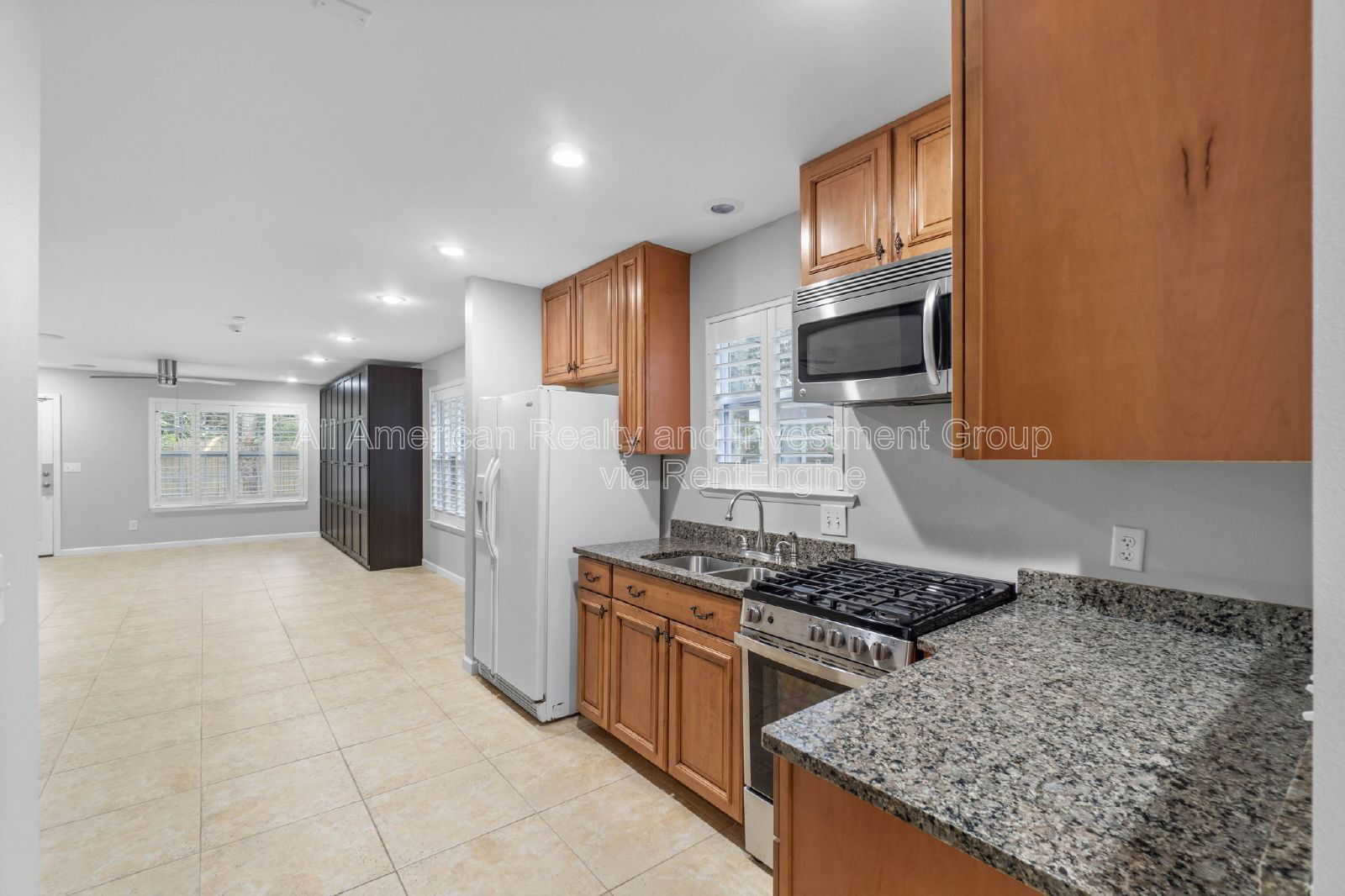 Building Photo - 202 Stephen Ave