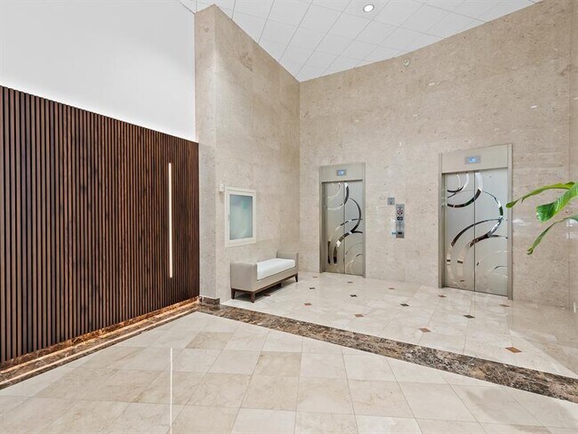 Building Photo - 4100 Galt Ocean Dr