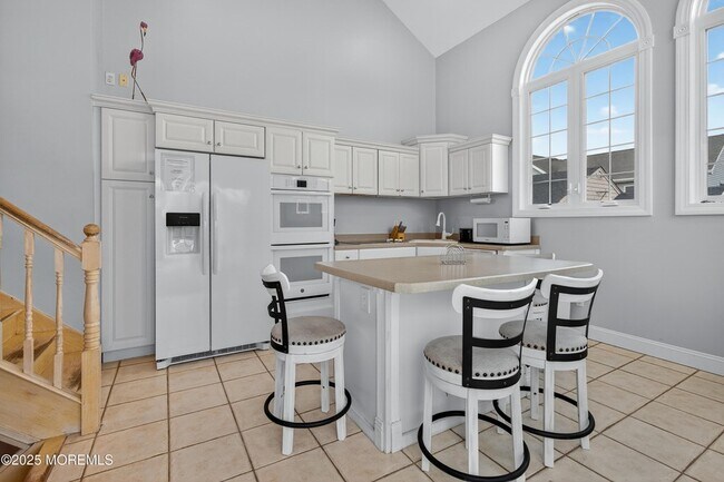 Building Photo - 19 Haddonfield Ave