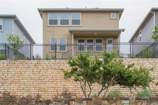 Building Photo - 224 Montauk Loop