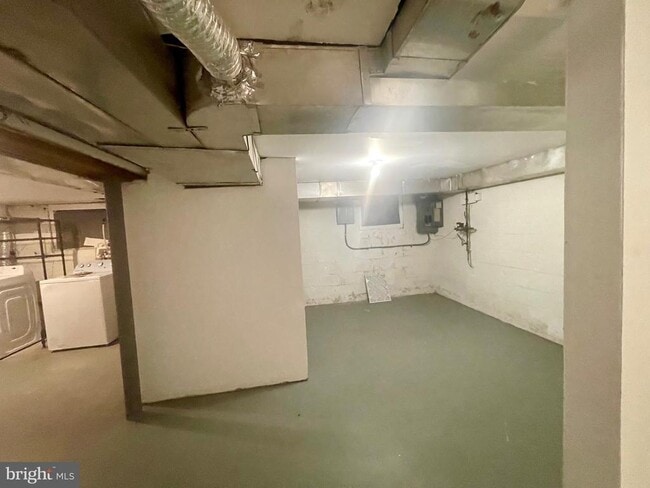 Building Photo - 1517 Rollins Ave