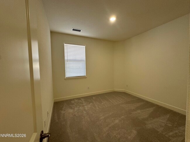 Building Photo - 6882 Pilot Peak Rd