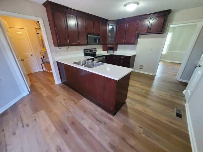 Building Photo - 6407 Thistle Ln NW
