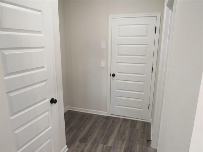 Building Photo - 2304 Grape Vine Wy