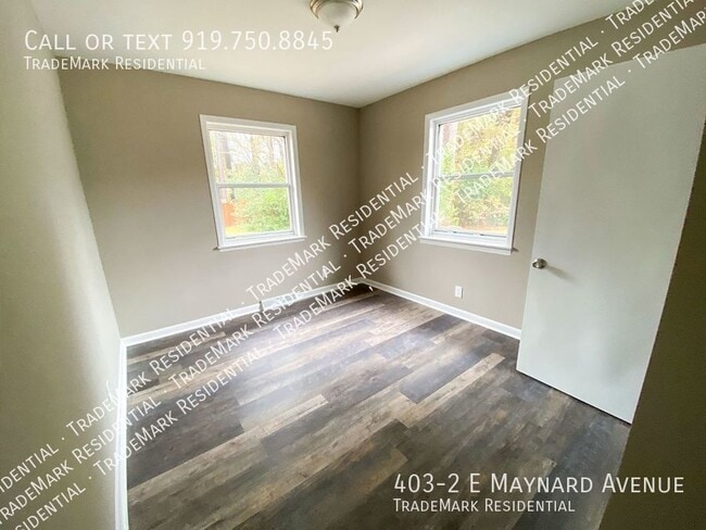 Building Photo - 403 E Maynard Ave