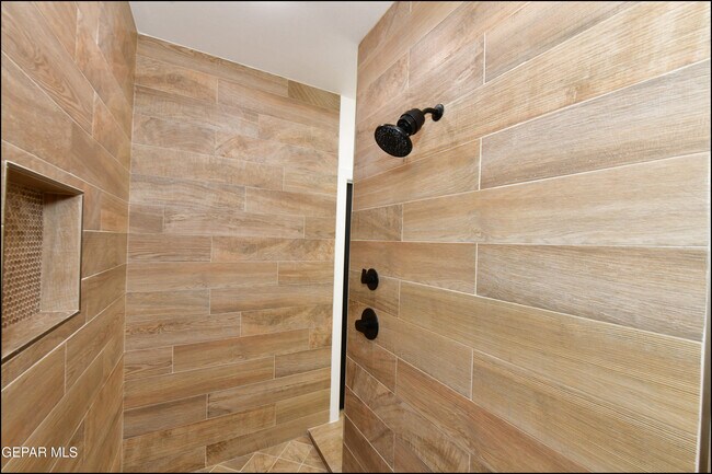 Building Photo - 7913 Mitzie Ram Pl