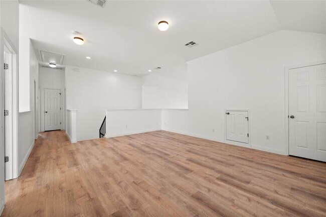 Building Photo - 3664 Rosalina Loop