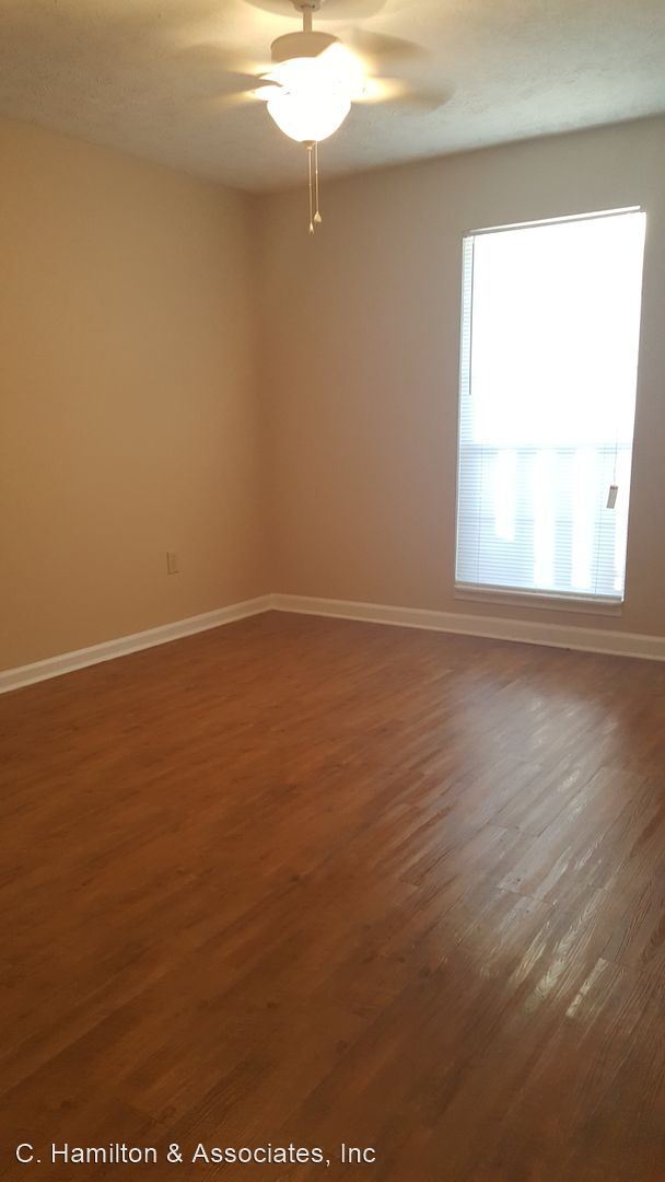 Building Photo - 149 Morton Ave